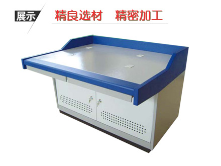 非標(biāo)機(jī)箱——操作臺(tái)
